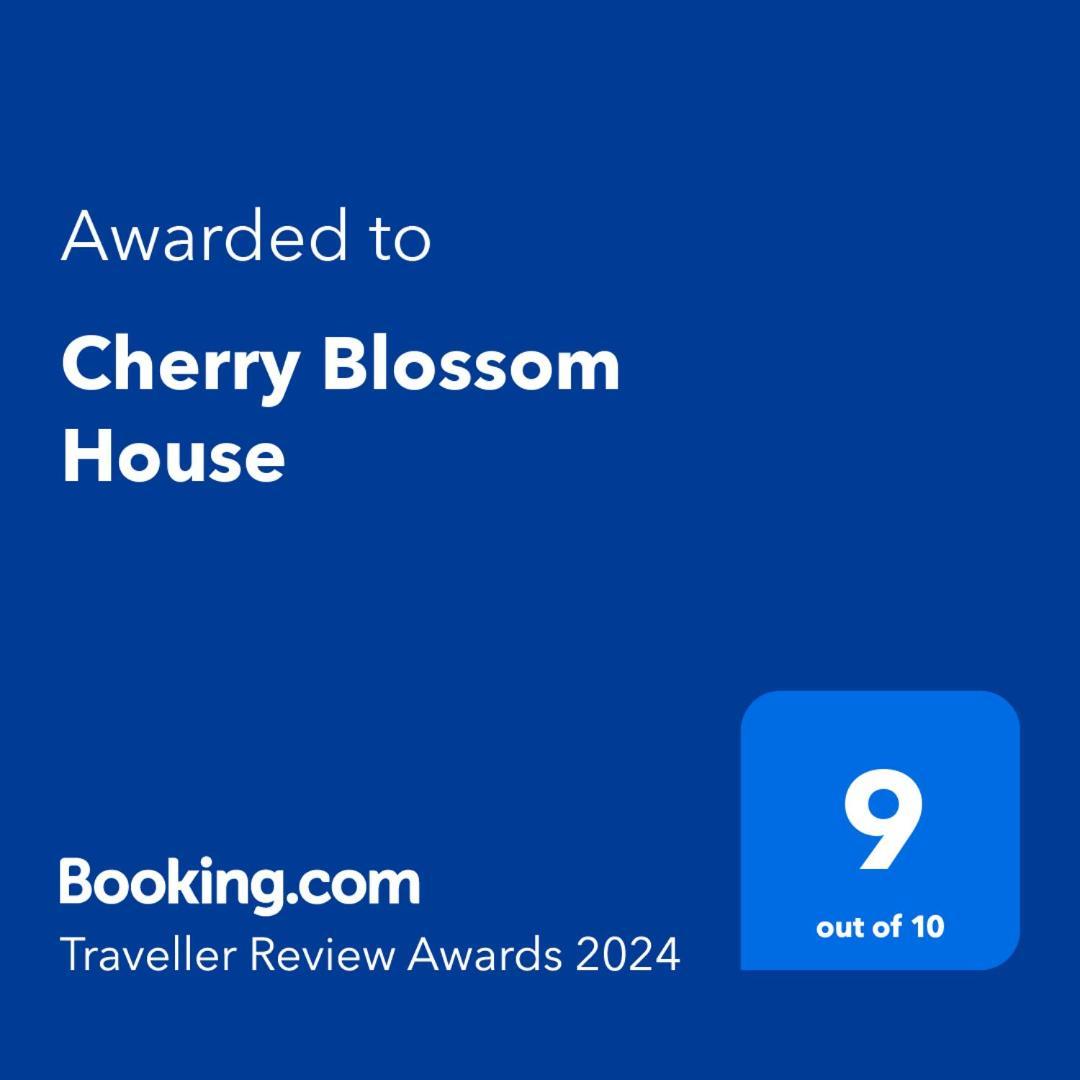 Cherry Blossom House Bujaleuf Esterno foto